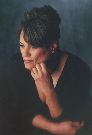 Rae Lewis-Thornton